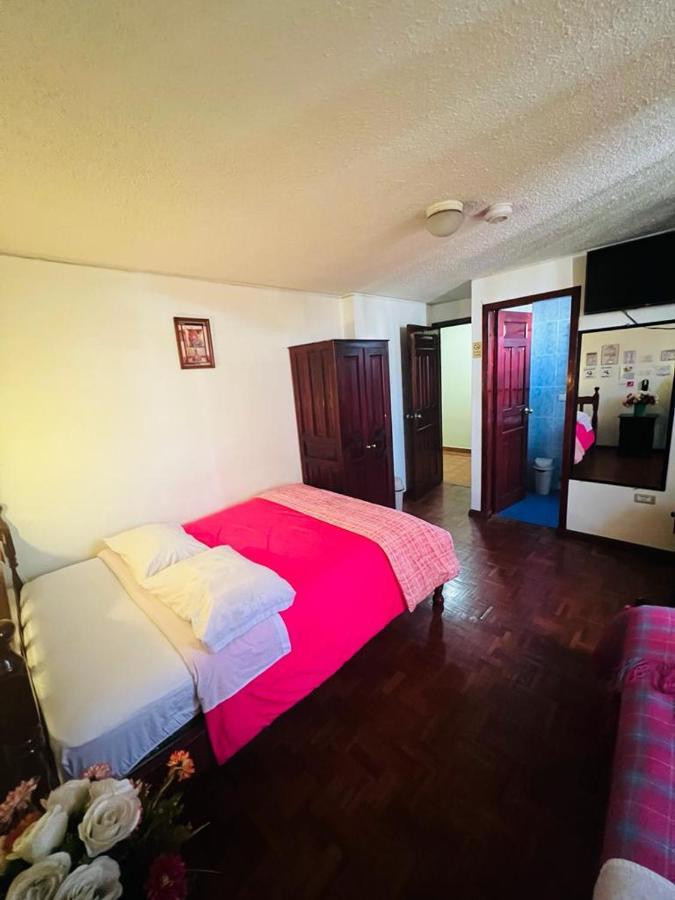كويتو Hotel Estrellita Inn Alameda المظهر الخارجي الصورة